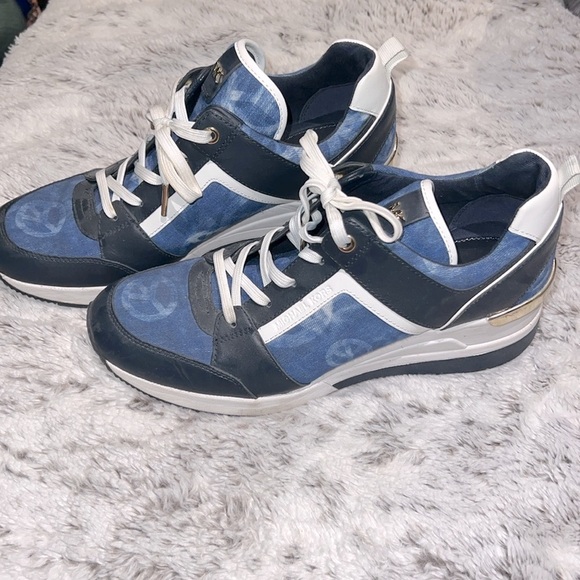 Michael Kors Blue & Navy Peace Sign Wedge Sneakers - Picture 3 of 5